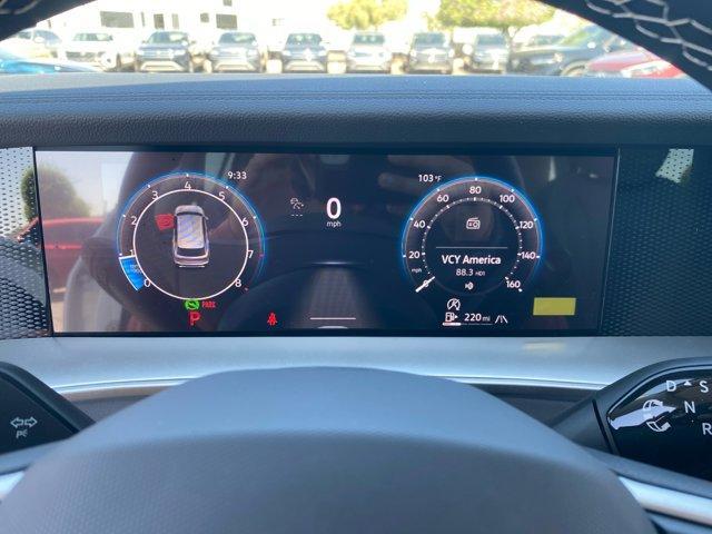 new 2025 Volkswagen Tiguan car, priced at $36,908