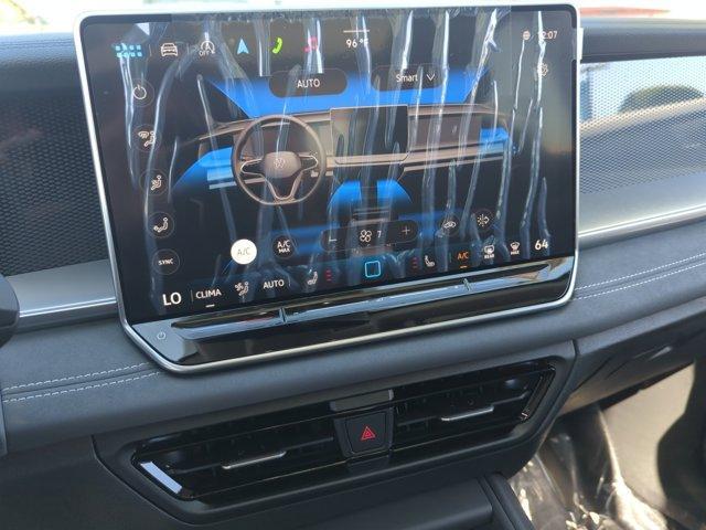 new 2025 Volkswagen Tiguan car, priced at $32,777