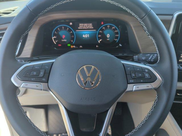 new 2026 Volkswagen Atlas car, priced at $43,670