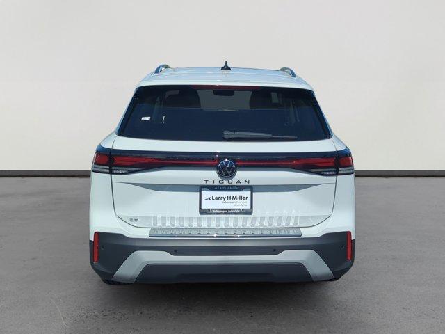new 2025 Volkswagen Tiguan car, priced at $33,470