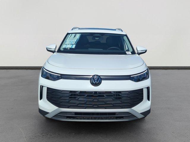 new 2025 Volkswagen Tiguan car, priced at $33,470