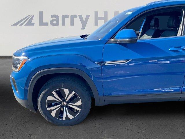 new 2025 Volkswagen Atlas Cross Sport car, priced at $36,145