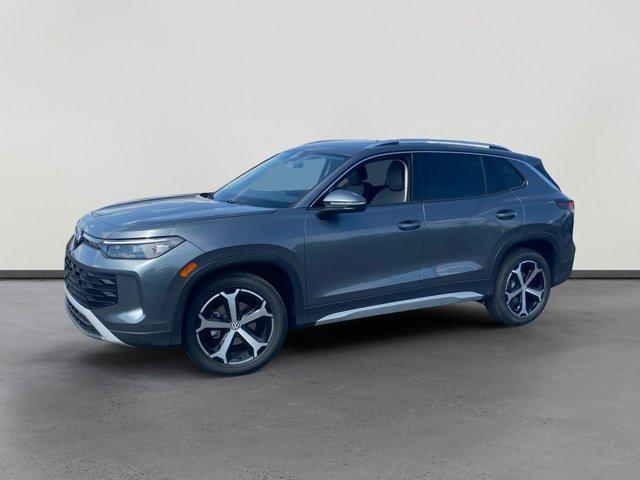 new 2025 Volkswagen Tiguan car, priced at $32,644