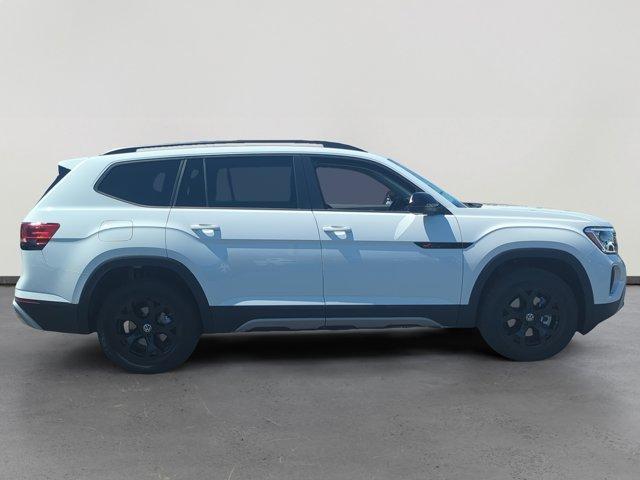 new 2025 Volkswagen Atlas car, priced at $46,754