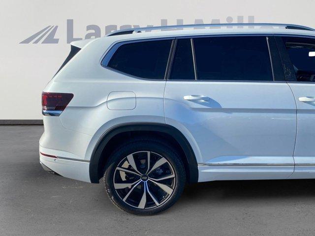 new 2025 Volkswagen Atlas car, priced at $53,356