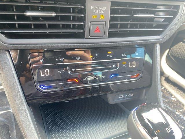 new 2025 Volkswagen Jetta car, priced at $24,262