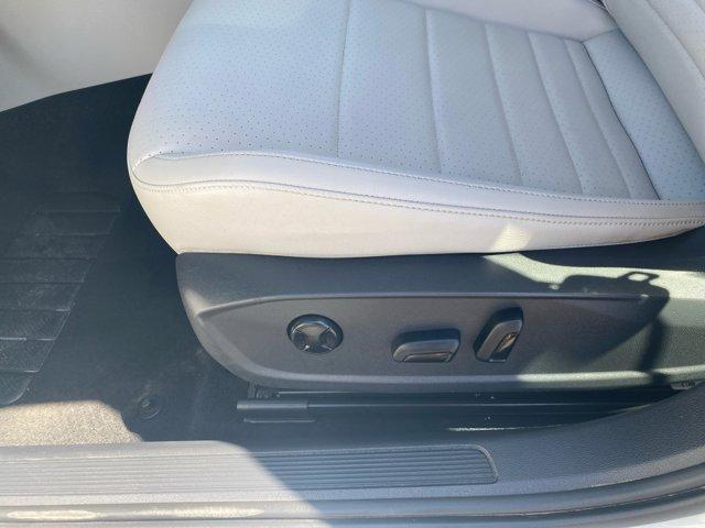 used 2023 Volkswagen Jetta car, priced at $22,212
