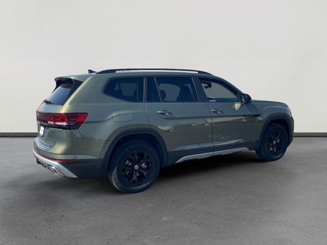 new 2025 Volkswagen Atlas car, priced at $43,574