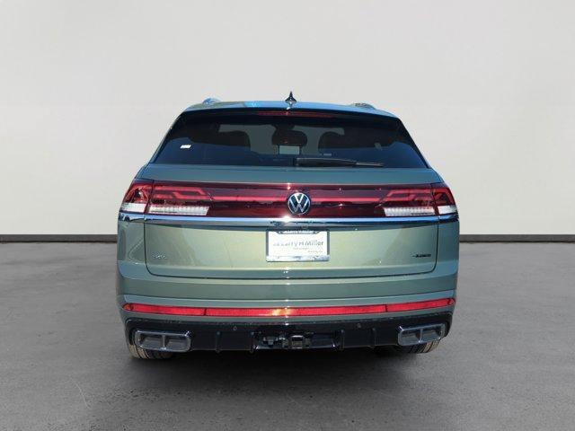 new 2026 Volkswagen Atlas Cross Sport car, priced at $53,777