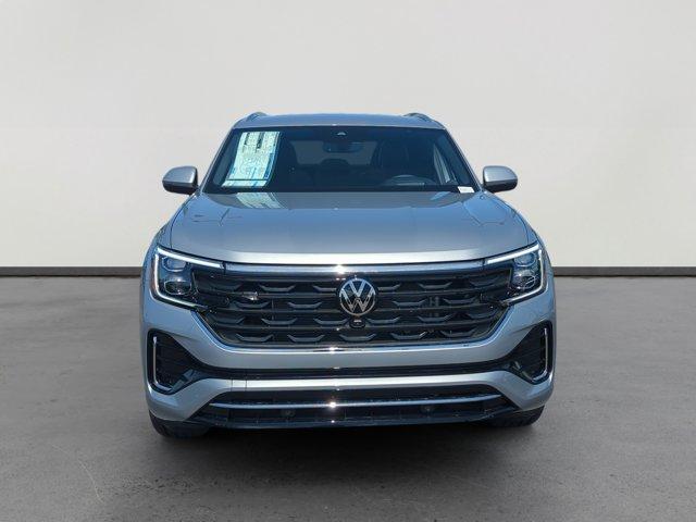 new 2026 Volkswagen Atlas Cross Sport car, priced at $53,676