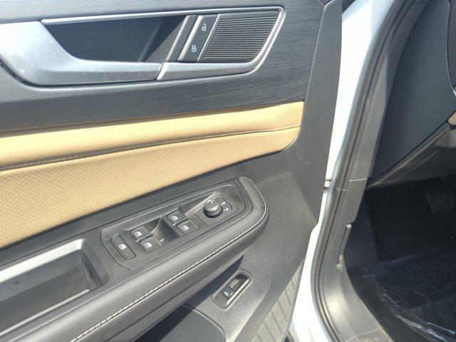 new 2026 Volkswagen Atlas Cross Sport car, priced at $44,153