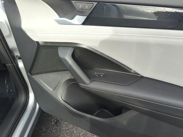 new 2026 Volkswagen Tiguan car, priced at $33,680