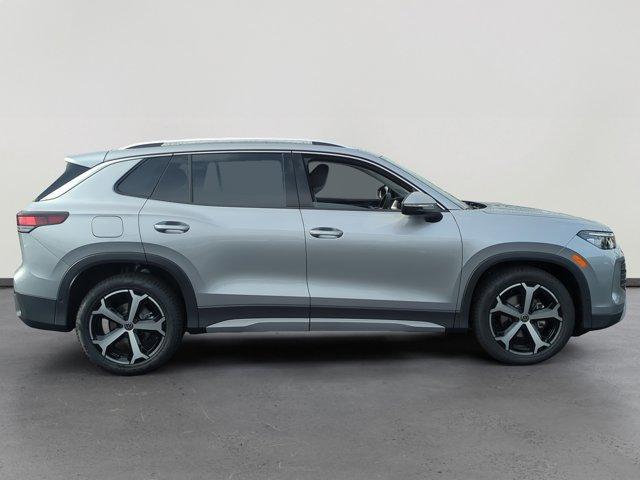 new 2026 Volkswagen Tiguan car, priced at $33,680