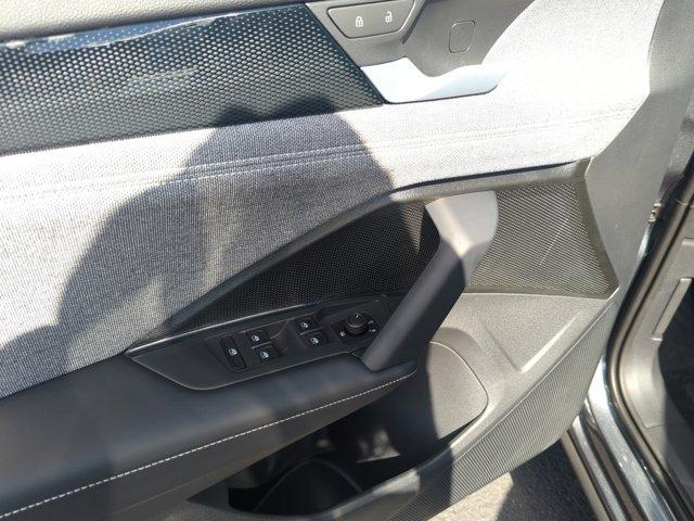 new 2025 Volkswagen Tiguan car, priced at $28,465