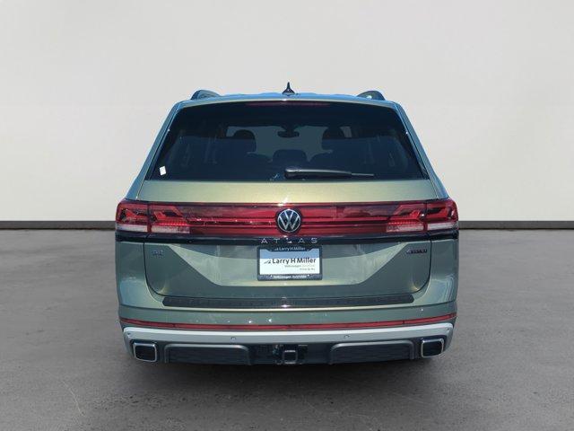 new 2026 Volkswagen Atlas car, priced at $49,048