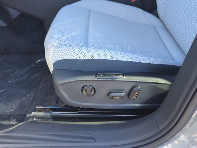 new 2025 Volkswagen ID.4 car, priced at $48,871