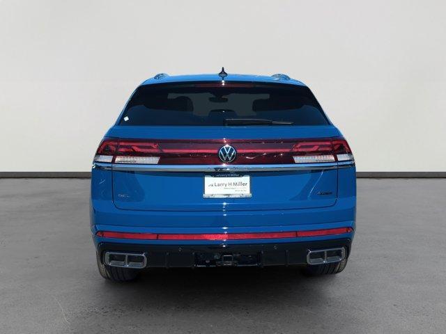 new 2026 Volkswagen Atlas Cross Sport car, priced at $53,676