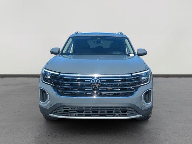 new 2026 Volkswagen Atlas car, priced at $49,276