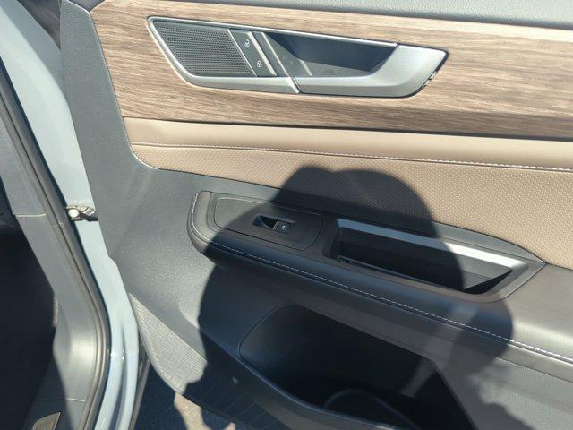 new 2026 Volkswagen Atlas car, priced at $49,276