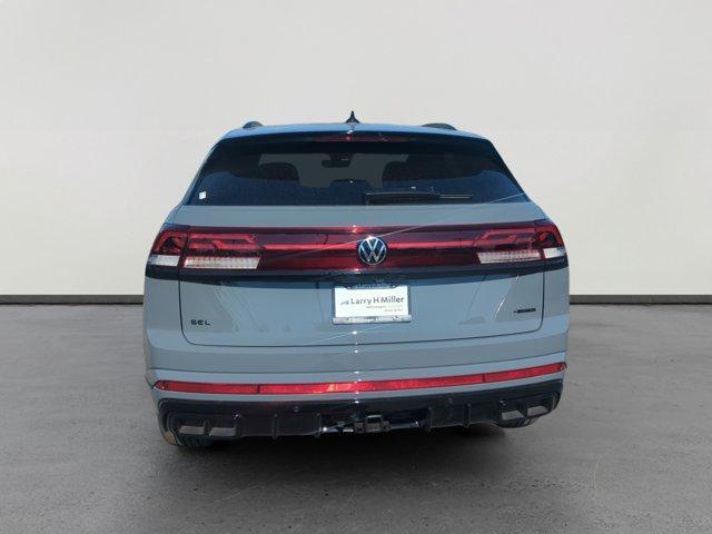 new 2026 Volkswagen Atlas Cross Sport car, priced at $51,071