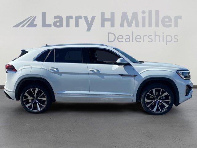 new 2025 Volkswagen Atlas Cross Sport car, priced at $52,208