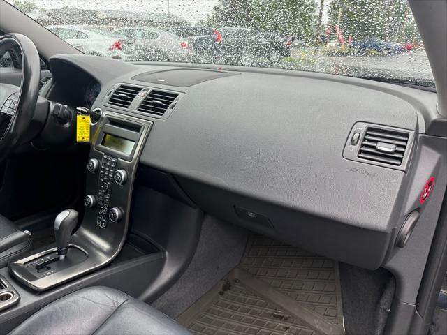 used 2009 Volvo S40 car, priced at $4,690