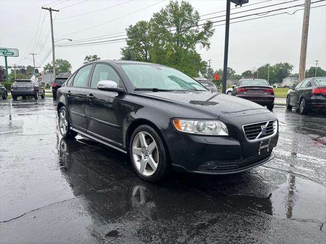 used 2009 Volvo S40 car, priced at $4,690