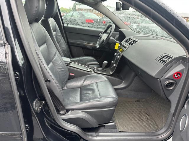 used 2009 Volvo S40 car, priced at $4,690