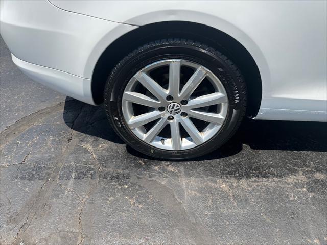 used 2009 Volkswagen Eos car, priced at $4,990