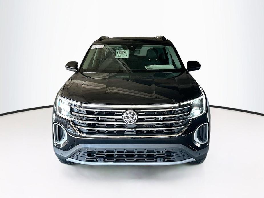 new 2024 Volkswagen Atlas car, priced at $43,783