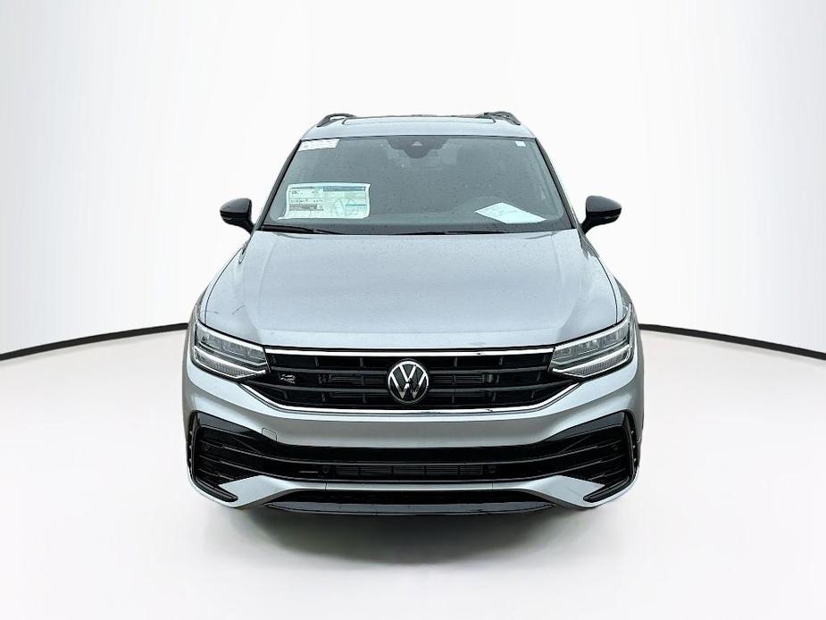 new 2024 Volkswagen Tiguan car, priced at $37,103