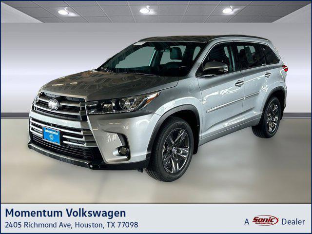 used 2018 Toyota Highlander car, priced at $22,999