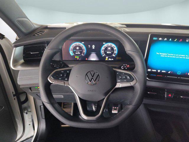 new 2025 Volkswagen Tiguan car, priced at $38,501