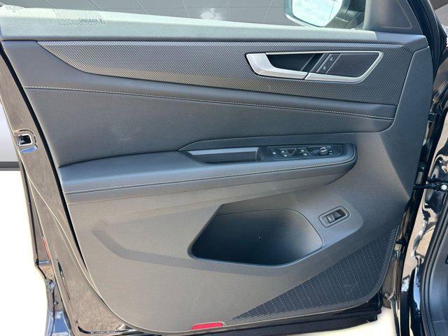 new 2026 Volkswagen Atlas Cross Sport car, priced at $48,711