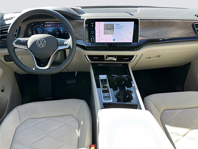new 2025 Volkswagen Atlas car, priced at $45,821