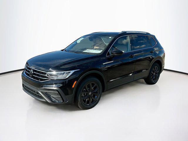 new 2024 Volkswagen Tiguan car, priced at $33,202