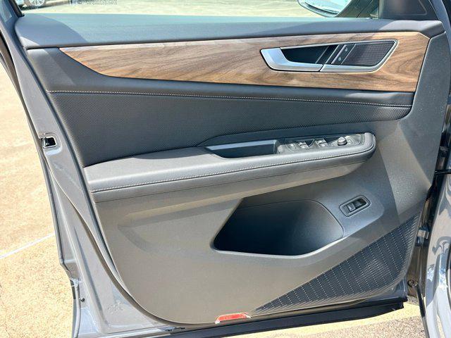 new 2026 Volkswagen Atlas car, priced at $45,981