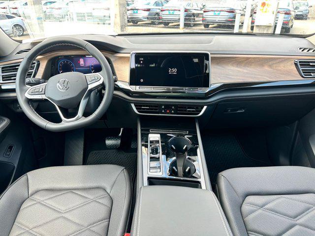 new 2026 Volkswagen Atlas car, priced at $45,981