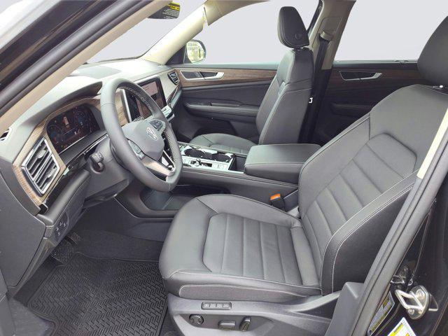 new 2025 Volkswagen Atlas car, priced at $49,671