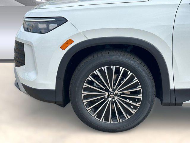 new 2026 Volkswagen Tiguan car, priced at $32,431