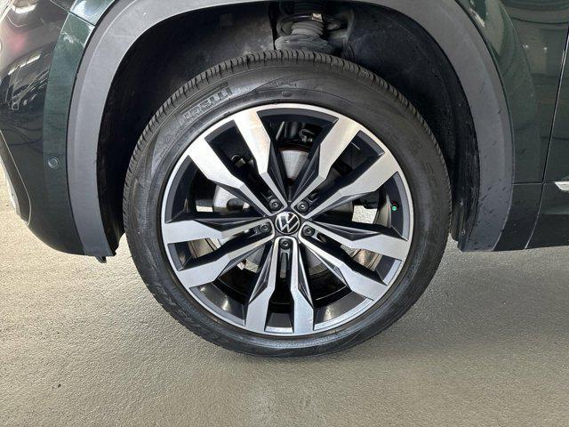 used 2021 Volkswagen Atlas car, priced at $33,499