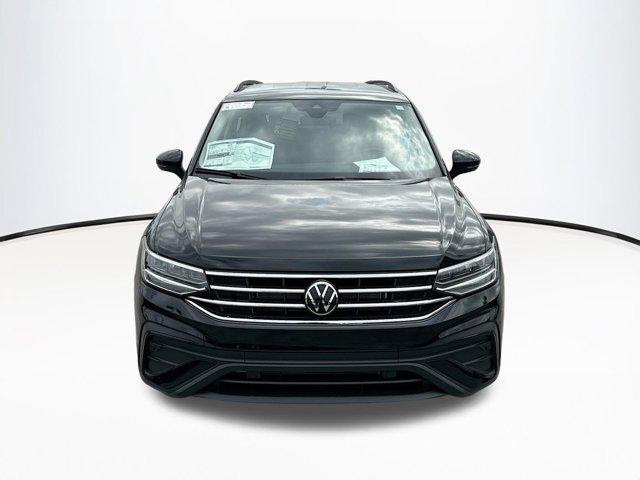 new 2024 Volkswagen Tiguan car, priced at $29,181