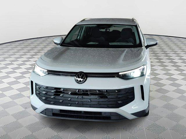new 2025 Volkswagen Tiguan car, priced at $30,551