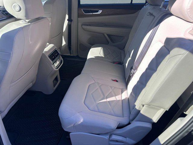 new 2026 Volkswagen Atlas car, priced at $40,361