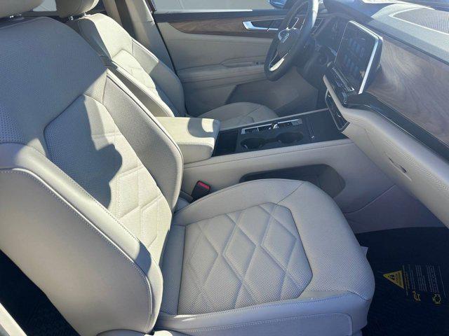 new 2026 Volkswagen Atlas car, priced at $40,361