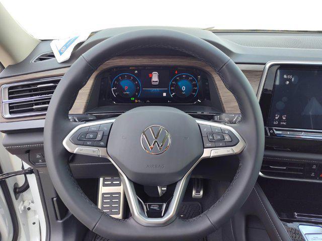 new 2025 Volkswagen Atlas car, priced at $54,621