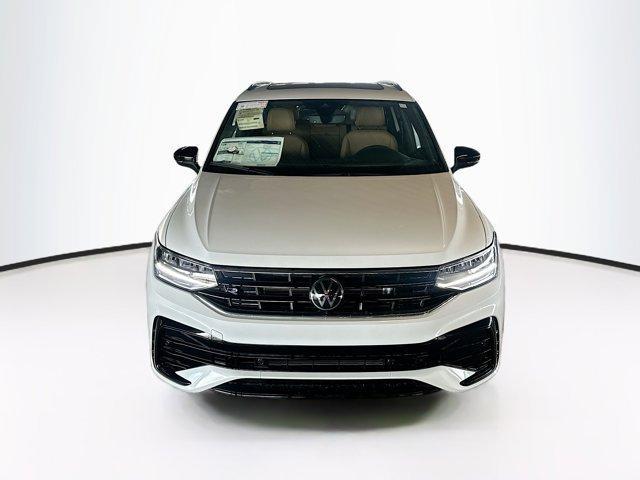 new 2024 Volkswagen Tiguan car, priced at $37,671