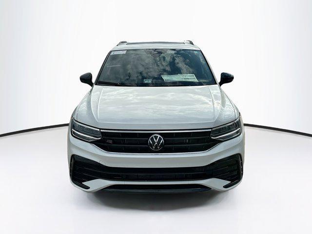 new 2024 Volkswagen Tiguan car, priced at $35,262