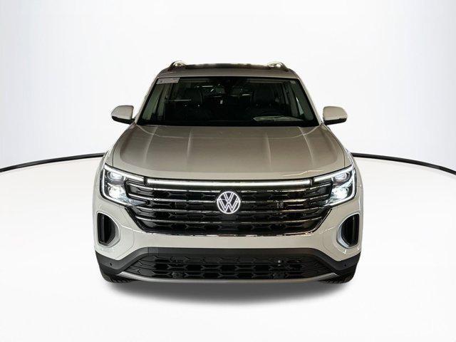 new 2025 Volkswagen Atlas car, priced at $44,229