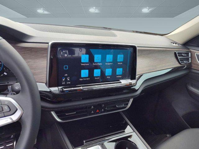 new 2025 Volkswagen Atlas car, priced at $50,402